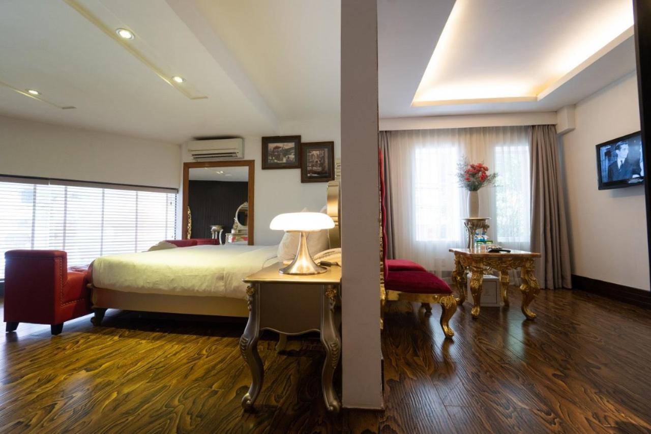 The White Hotel 8A Thai Van Lung Ho Chi Minh-Byen Eksteriør billede